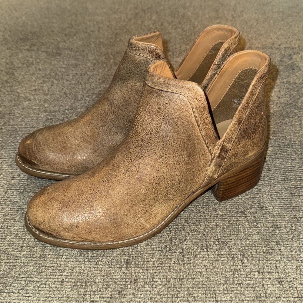 DIBA True Work Nerd Boots NWOT